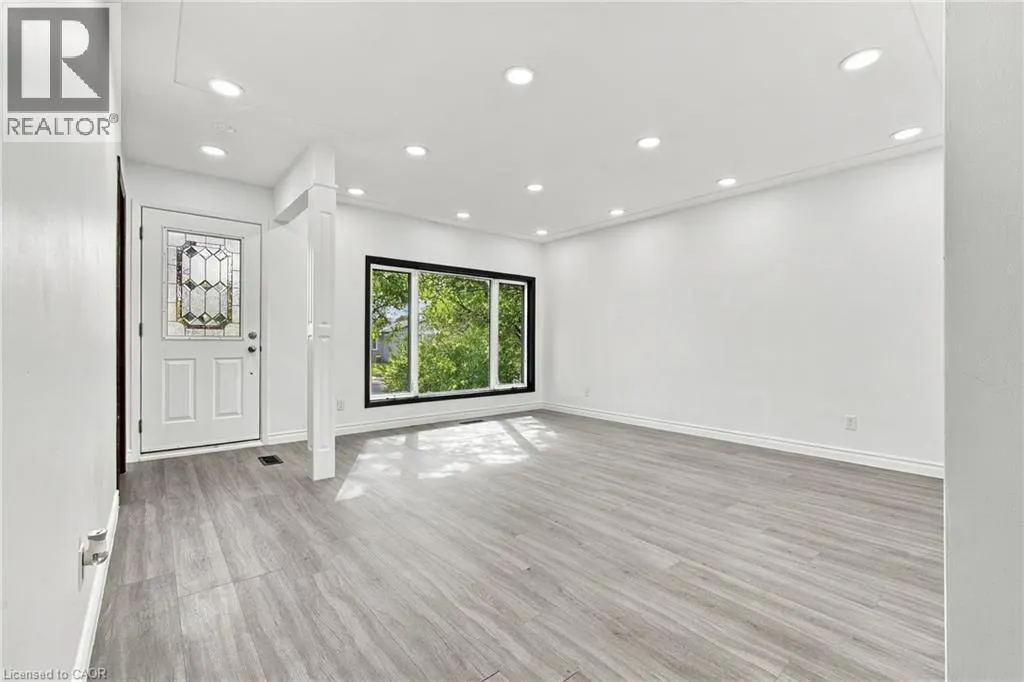 246 HILLCREST Road