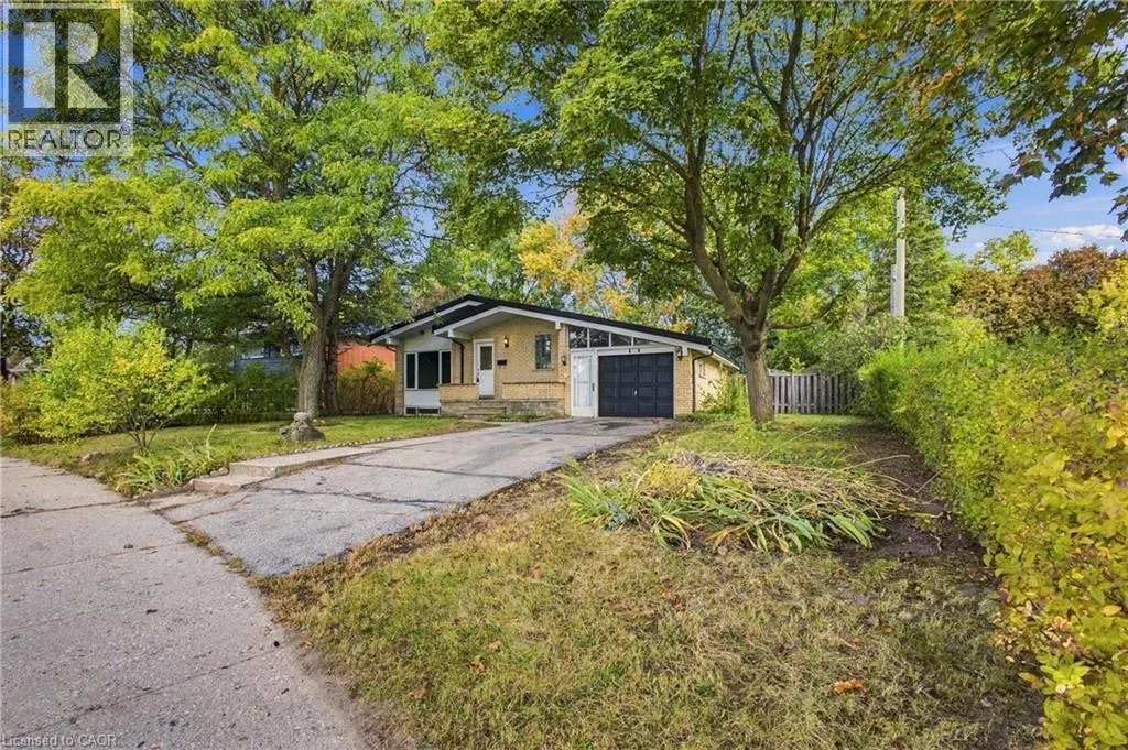 246 HILLCREST Road