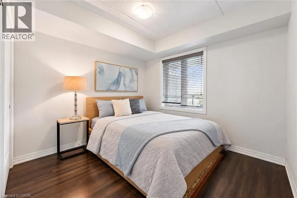 104 SUMMIT RIDGE Drive Unit# 106 #106