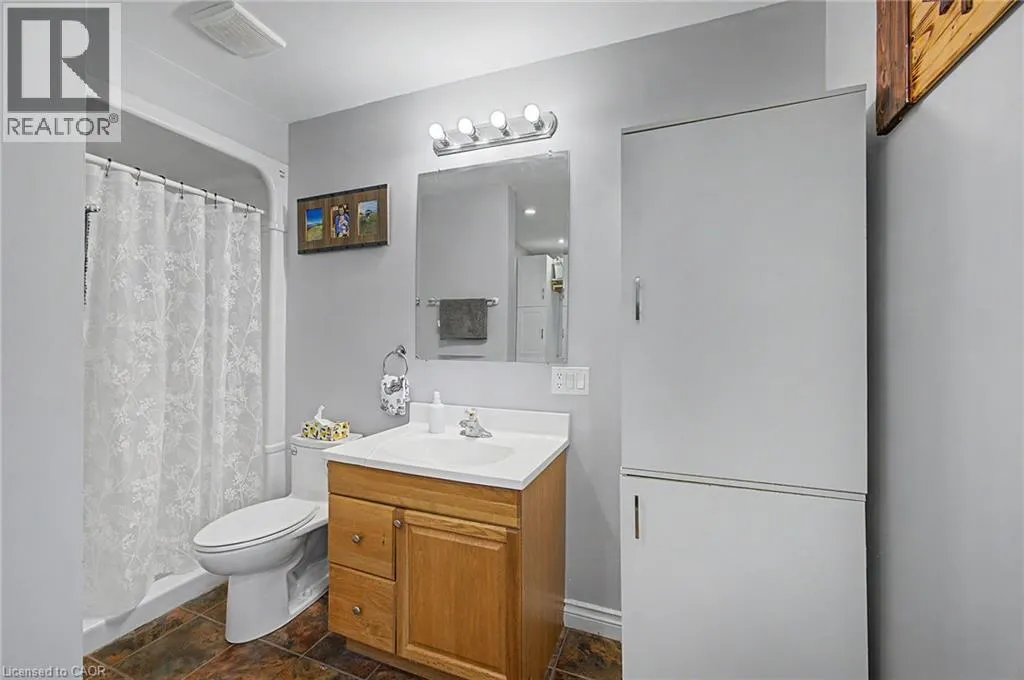 4 FAIRVIEW Street