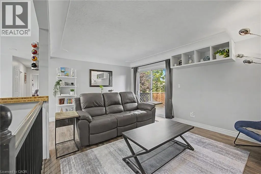 4 FAIRVIEW Street