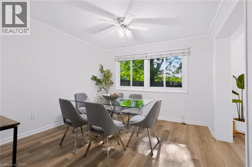 121 UNIVERSITY Avenue E Unit# 102 #102