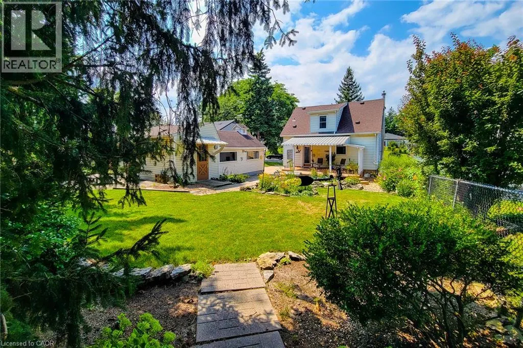 42 LAKE Avenue N