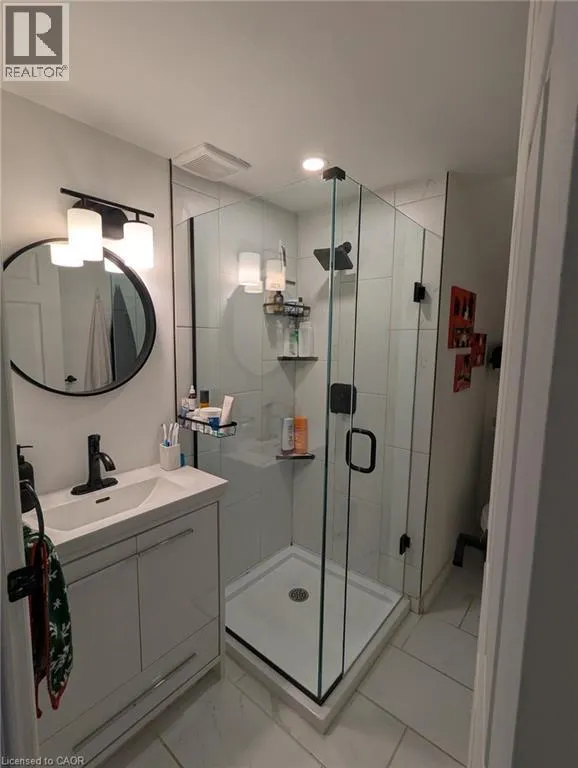 209 GEORGE Street Unit# 3 #3