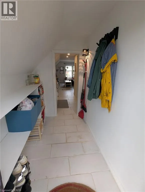 209 GEORGE Street Unit# 3 #3