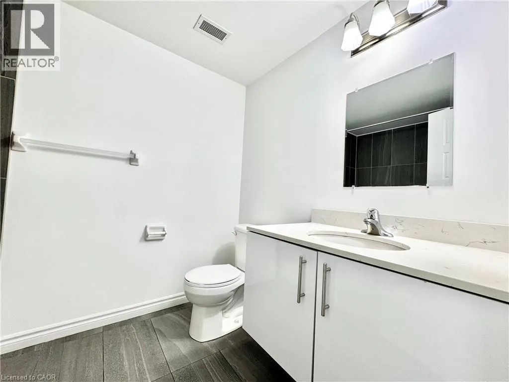 1430 HIGHLAND Road W Unit# D3 #D3
