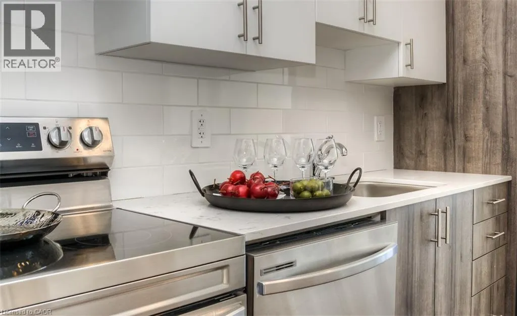 1434 HIGHLAND Road W Unit# 202 #202