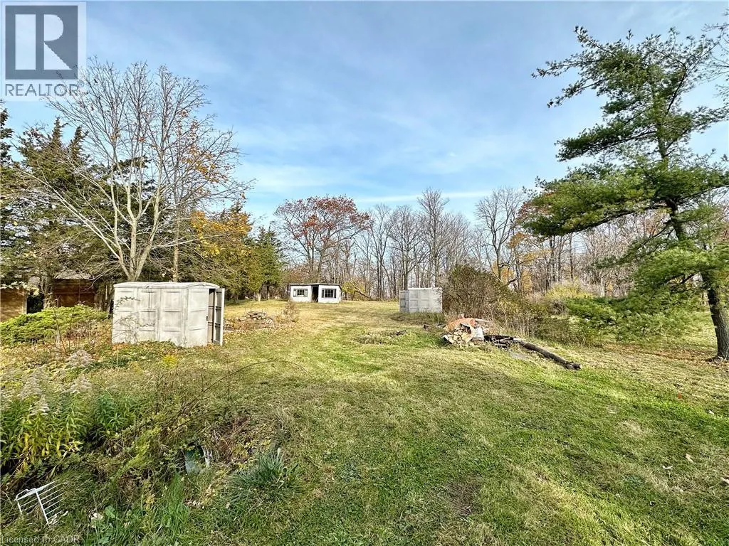 49 RIDGE Road E