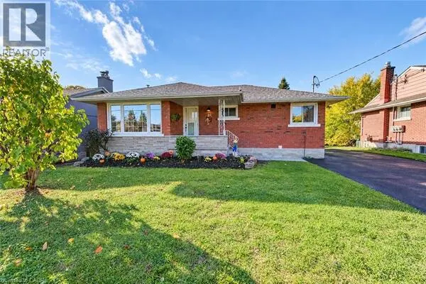 46 TRAYNOR Avenue