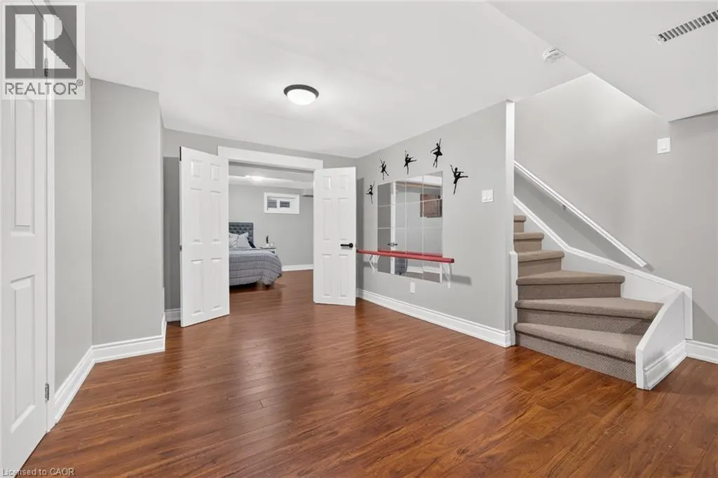 2595 CAVENDISH Drive