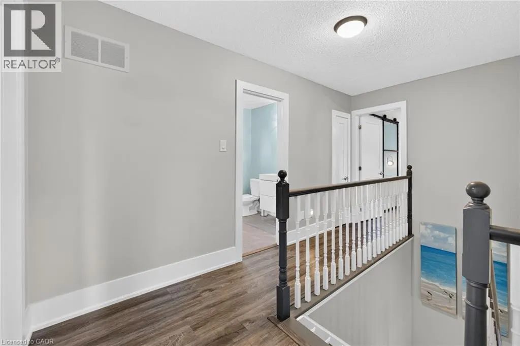 2595 CAVENDISH Drive