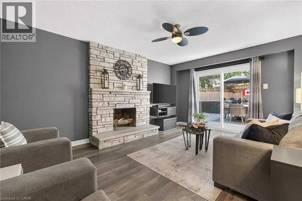 2595 CAVENDISH Drive