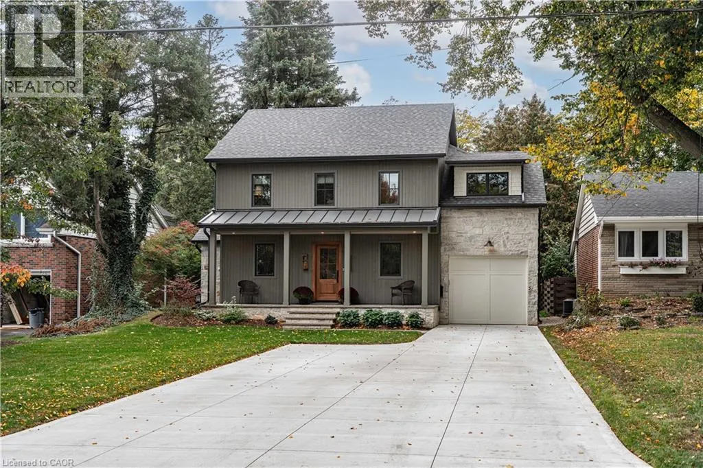 890 FOREST GLEN Avenue