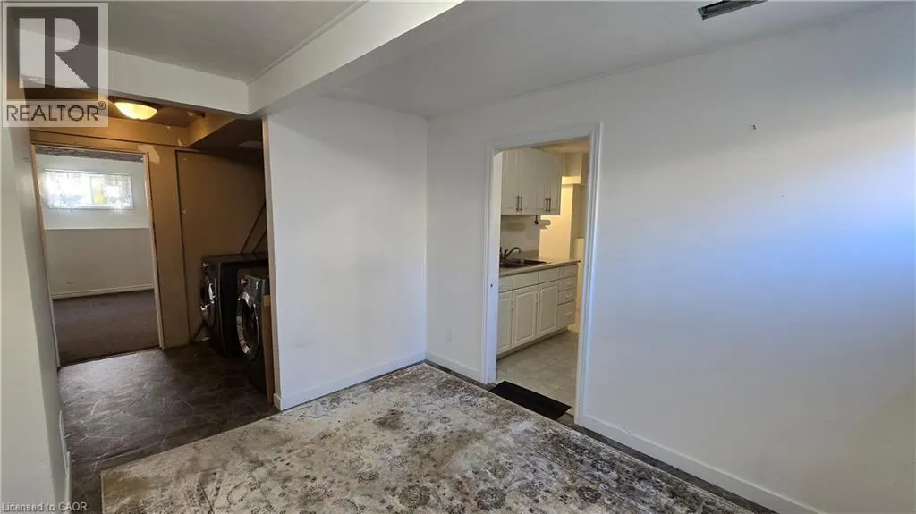 7 JADE Court