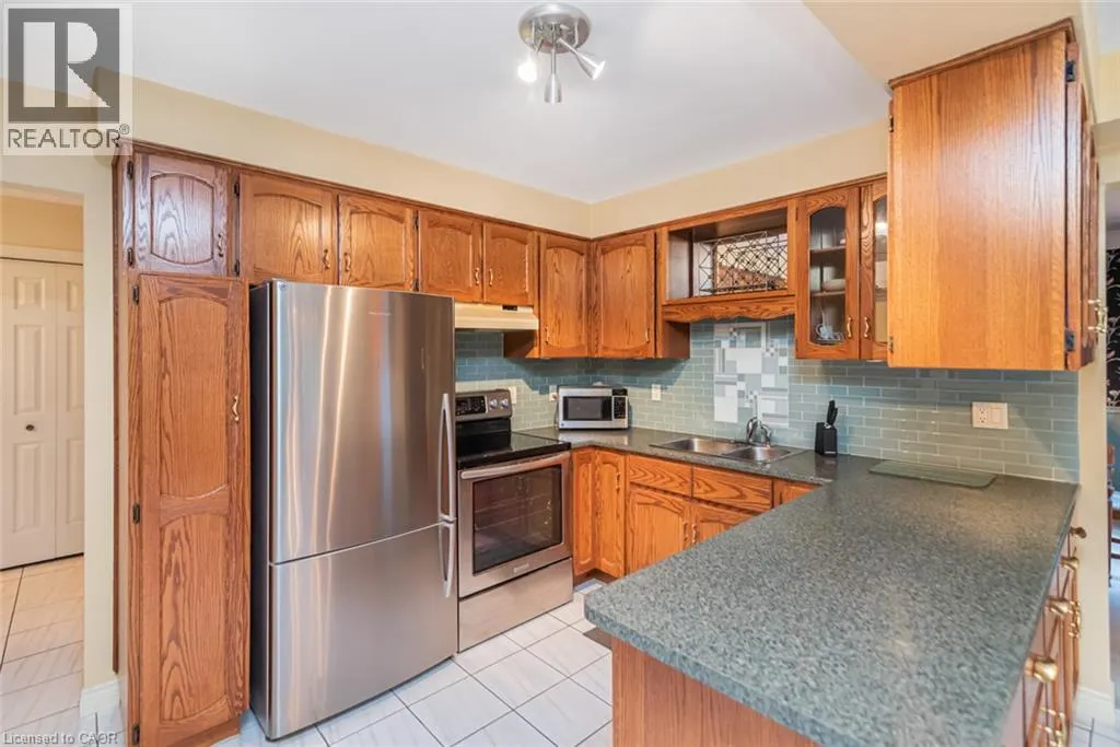 318 CAVENDISH Drive