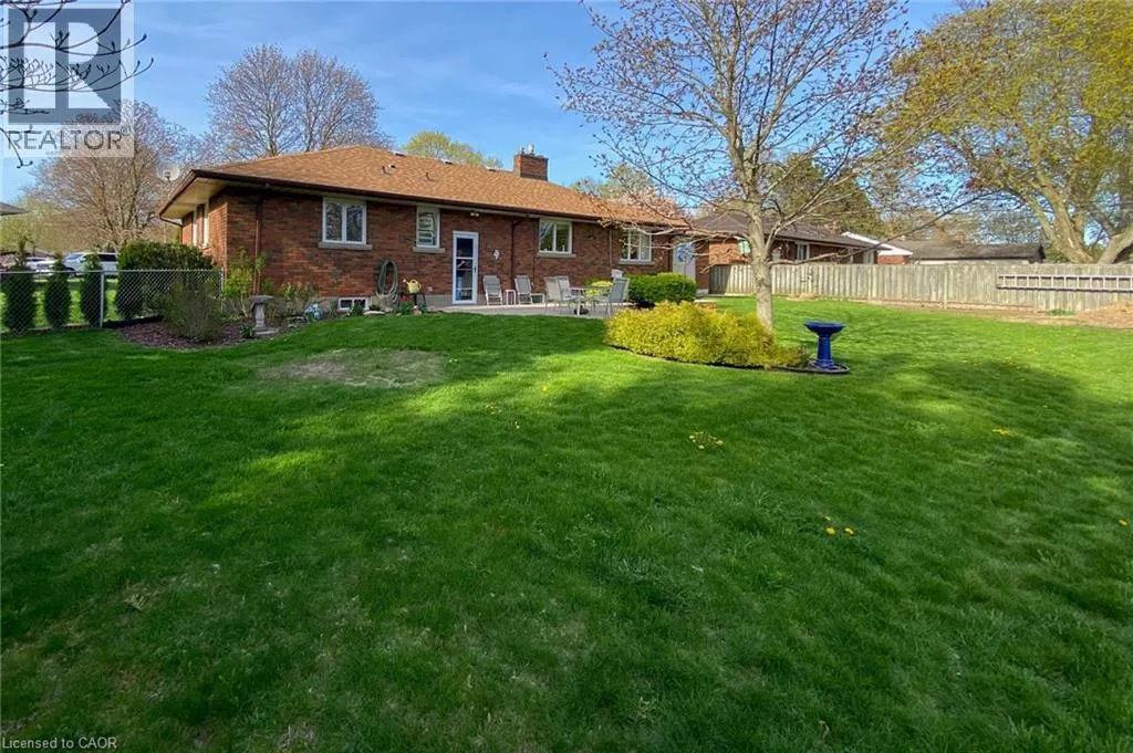 16 DALEVIEW Crescent