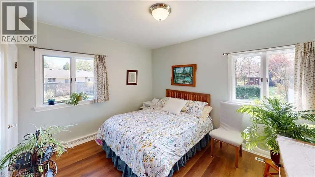 16 DALEVIEW Crescent