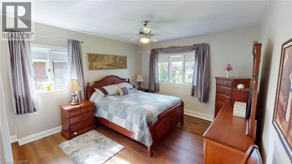 16 DALEVIEW Crescent