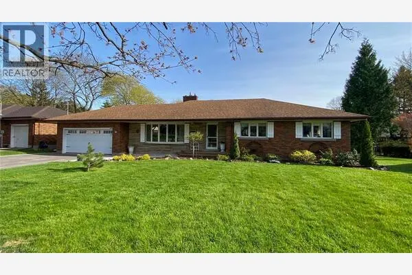16 DALEVIEW Crescent