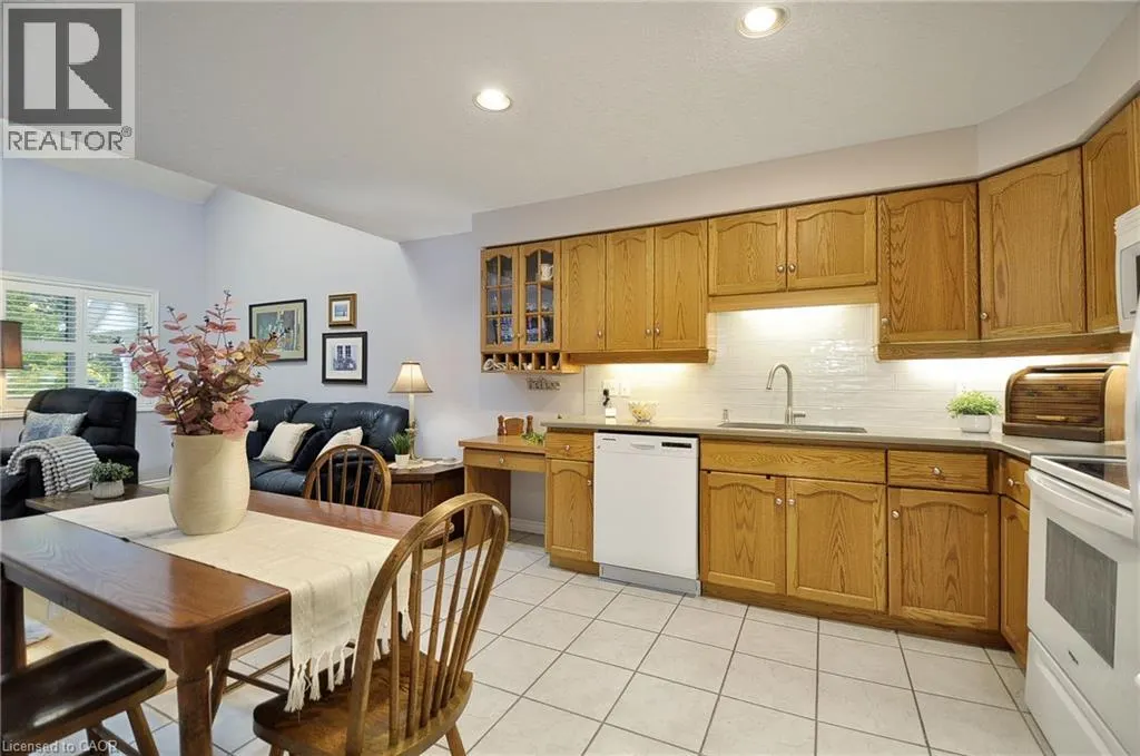 6 TERRAVIEW Crescent