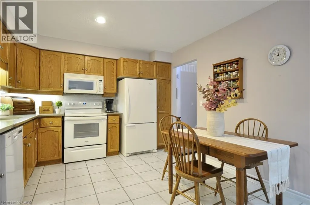 6 TERRAVIEW Crescent