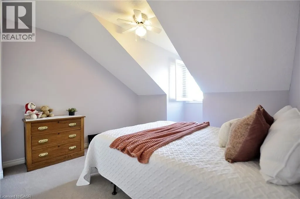 6 TERRAVIEW Crescent