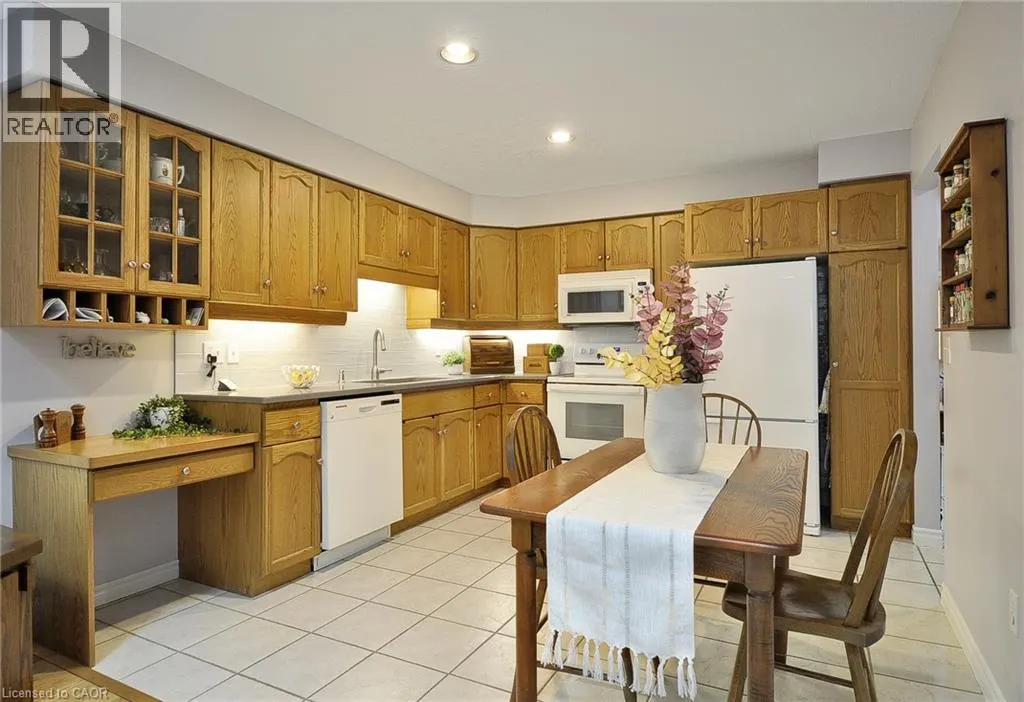 6 TERRAVIEW Crescent