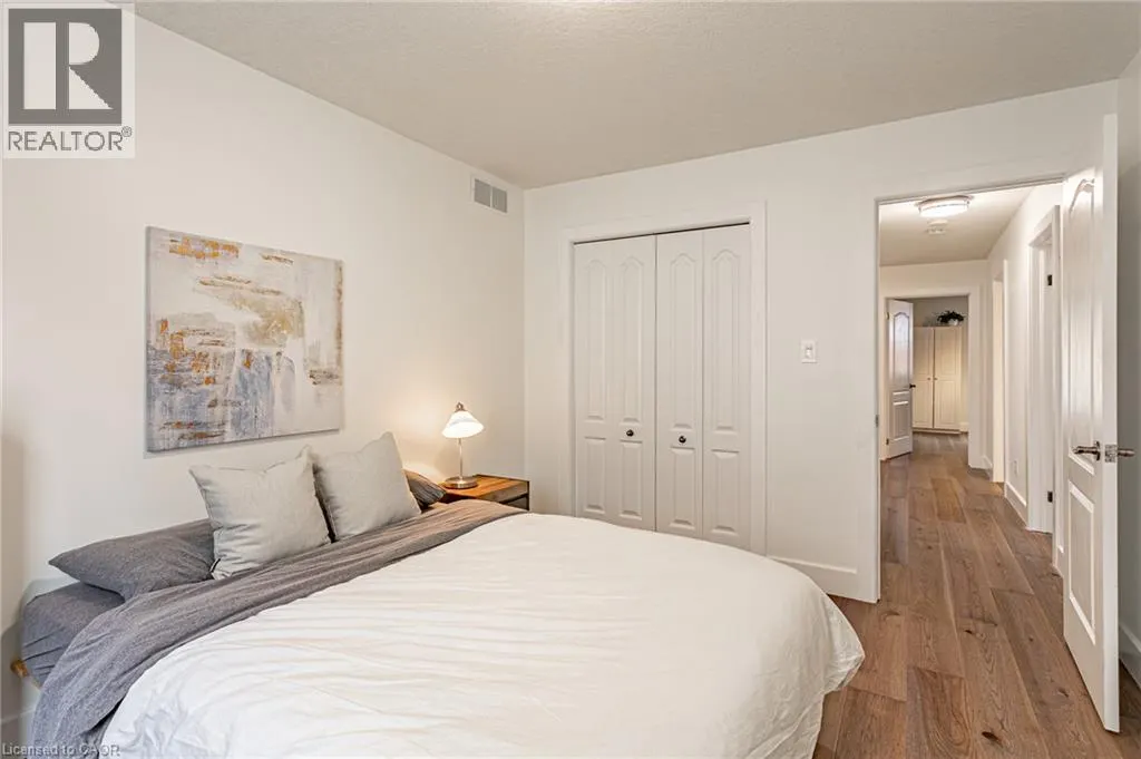 312 SCHOONER Crescent