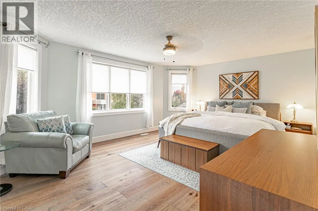 312 SCHOONER Crescent