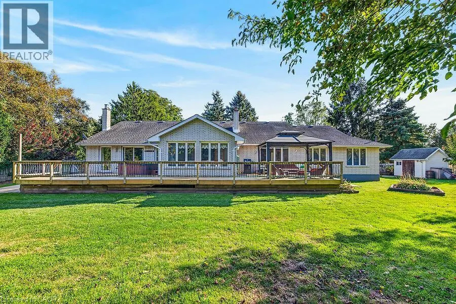 2 KARENDALE Crescent