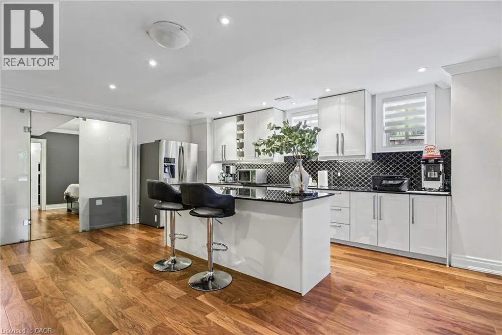 4 PLAYFAIR Court