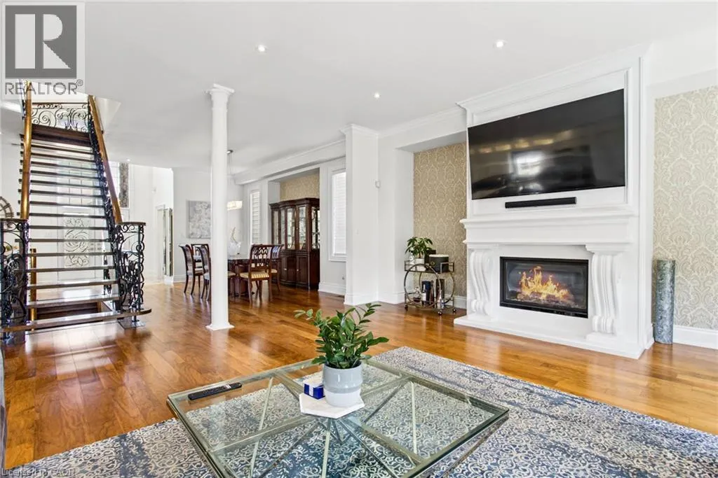 4 PLAYFAIR Court