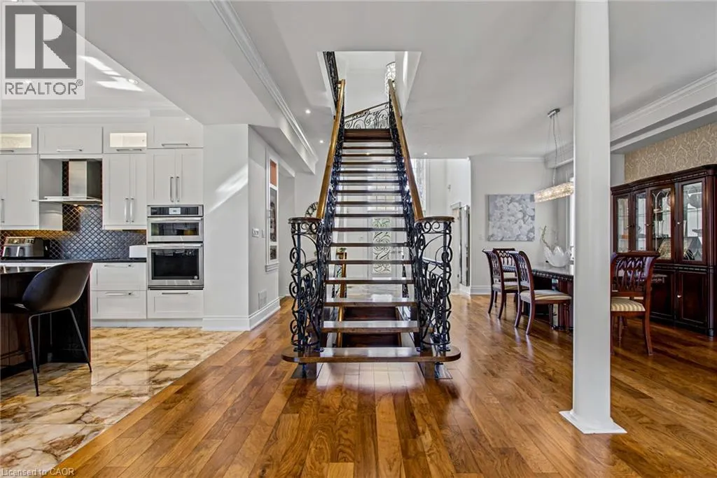4 PLAYFAIR Court