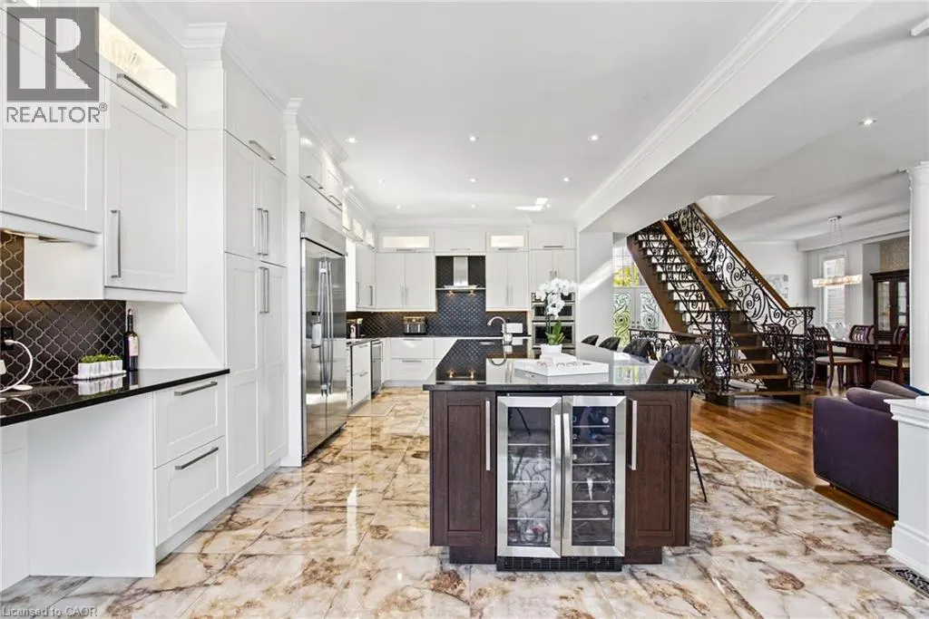 4 PLAYFAIR Court