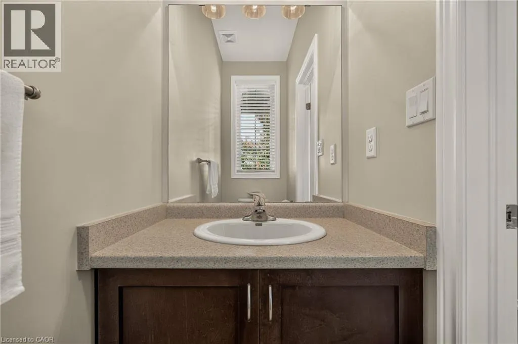 370 STONEHENGE Drive Unit# 8 #8
