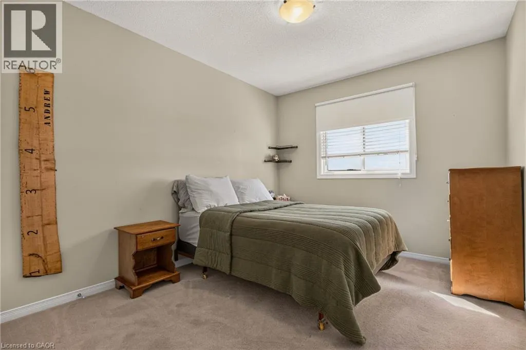 370 STONEHENGE Drive Unit# 8 #8