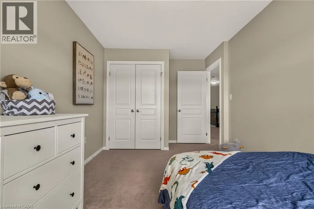 370 STONEHENGE Drive Unit# 8 #8