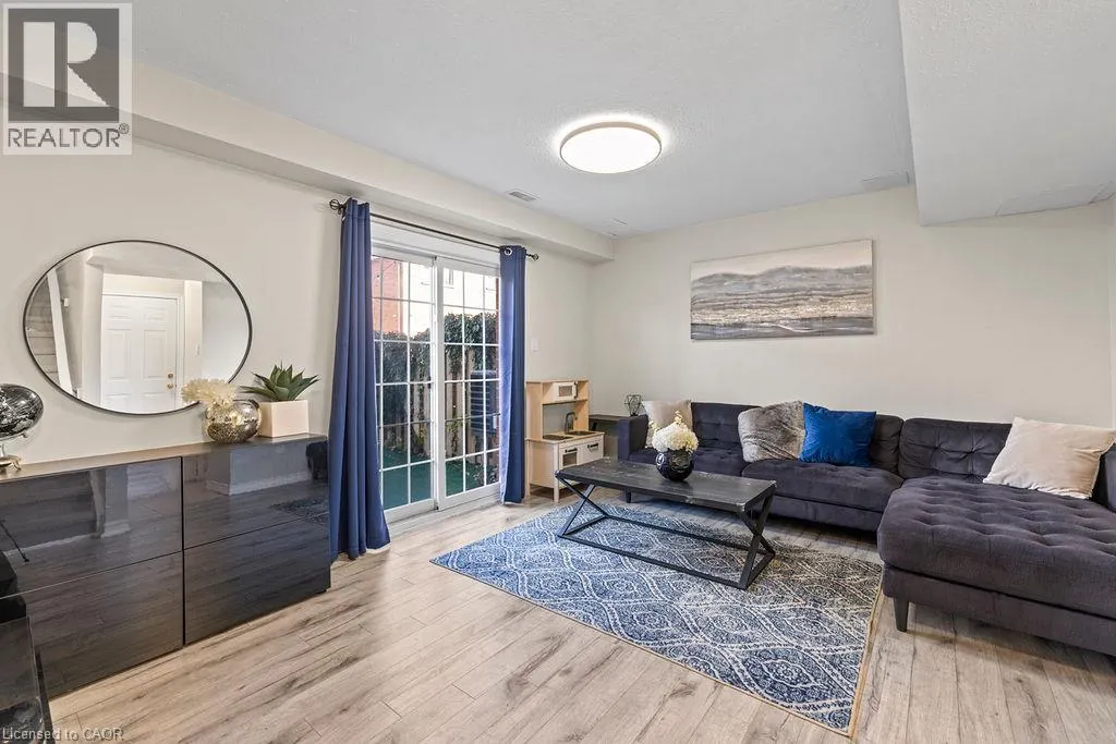 437 HIGHWAY 8 Unit# 6 #6