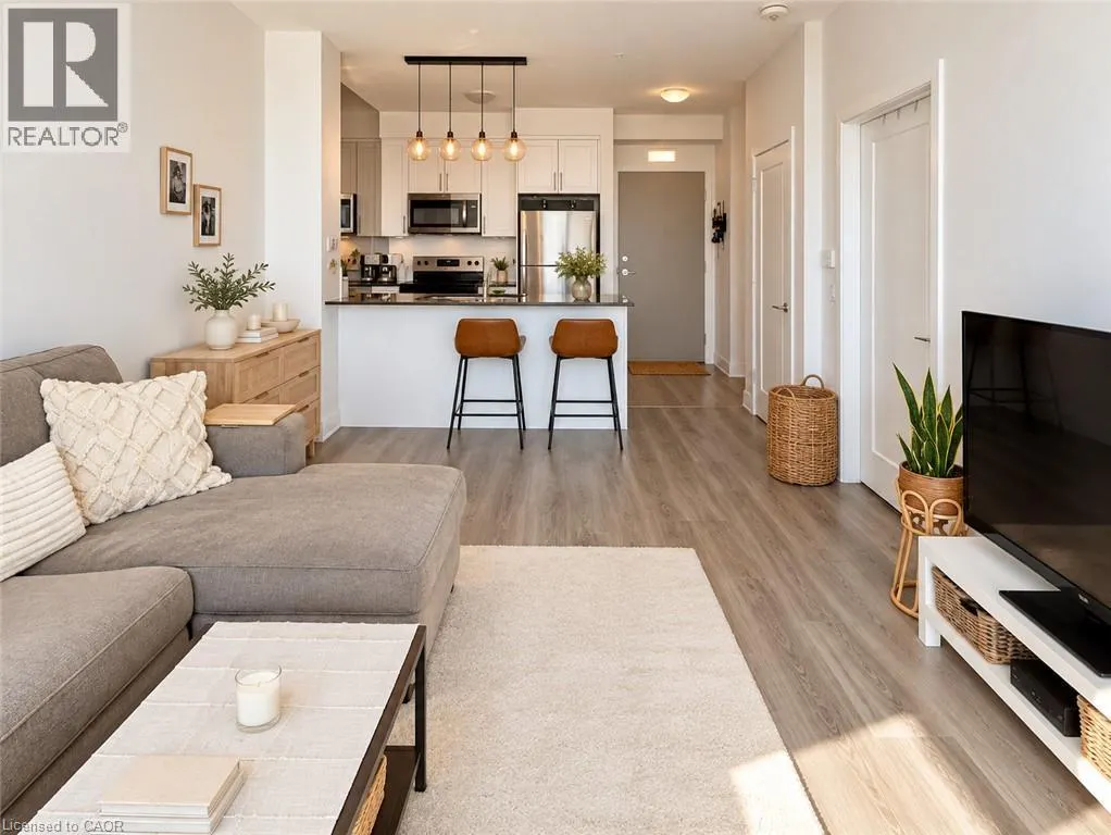16 CONCORD Place Unit# 421 #421