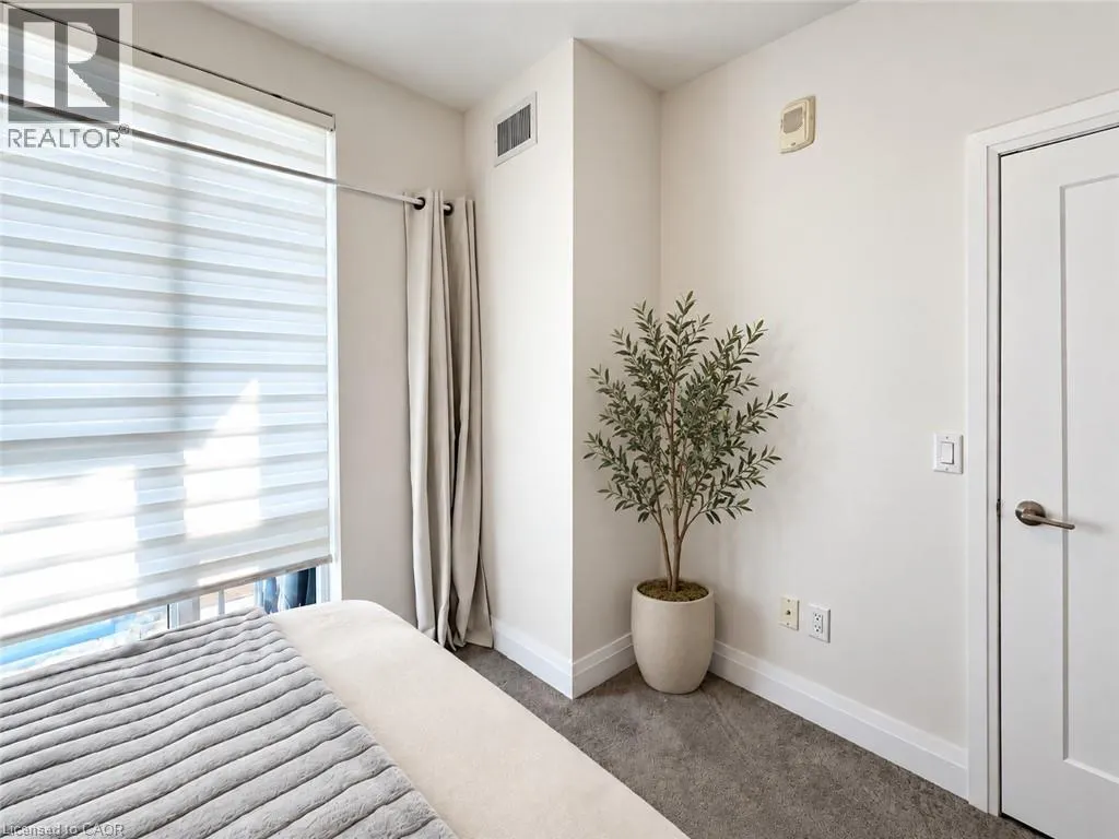 16 CONCORD Place Unit# 421 #421