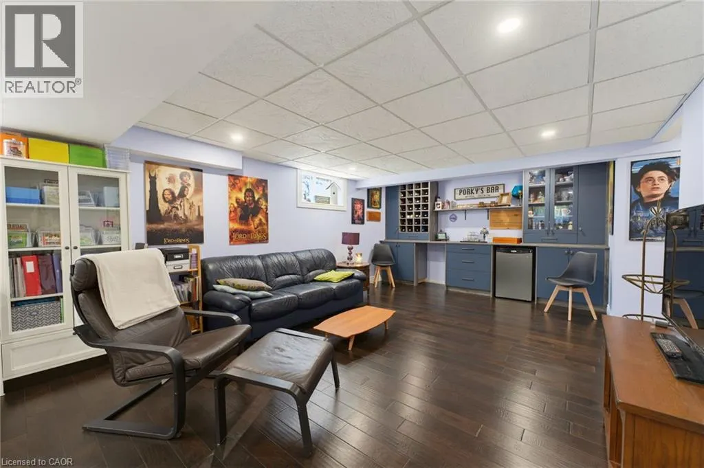 3226 INDIAN Trail