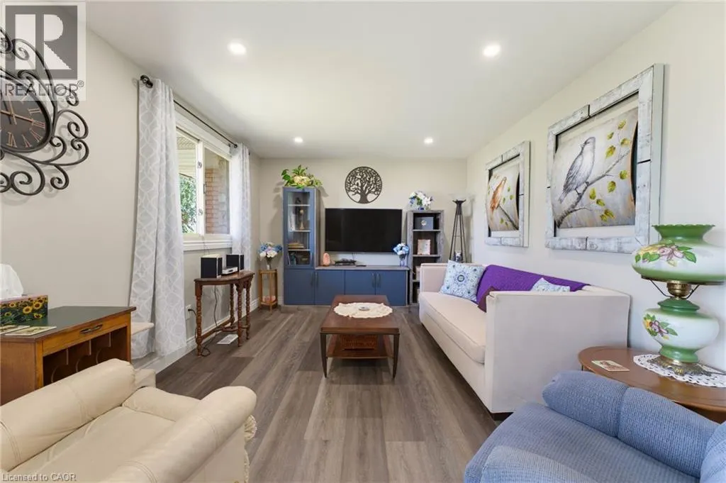 3226 INDIAN Trail
