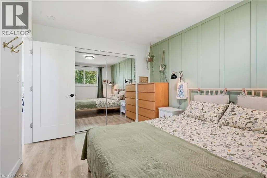 23 GREEN MAPLE Drive