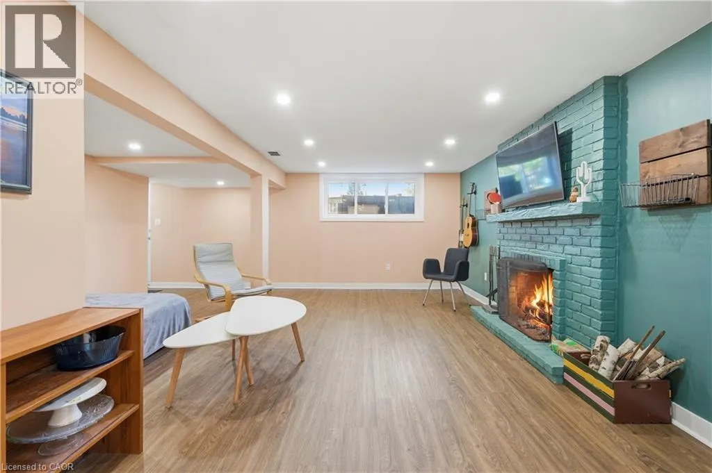 23 GREEN MAPLE Drive
