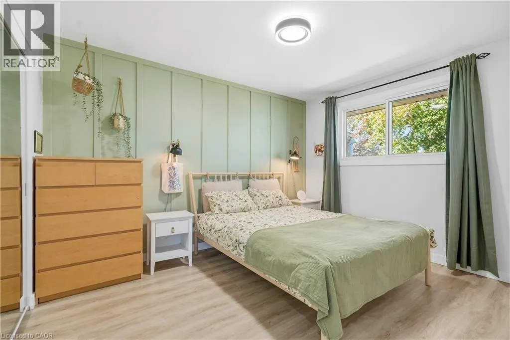 23 GREEN MAPLE Drive