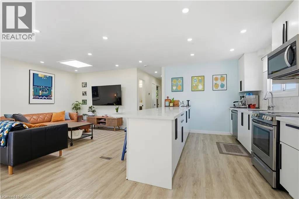 23 GREEN MAPLE Drive