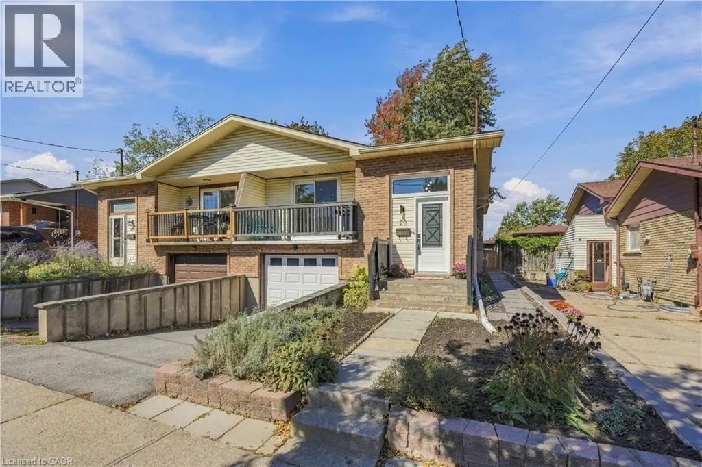 23 GREEN MAPLE Drive