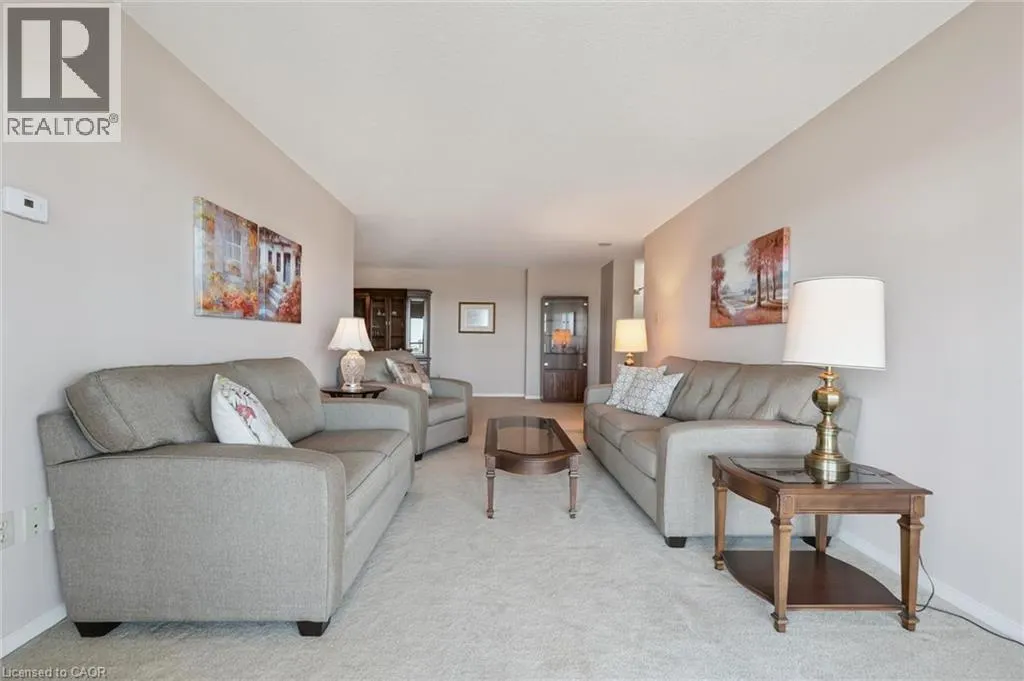 265 WESTCOURT Place Unit# PH04 #PH04