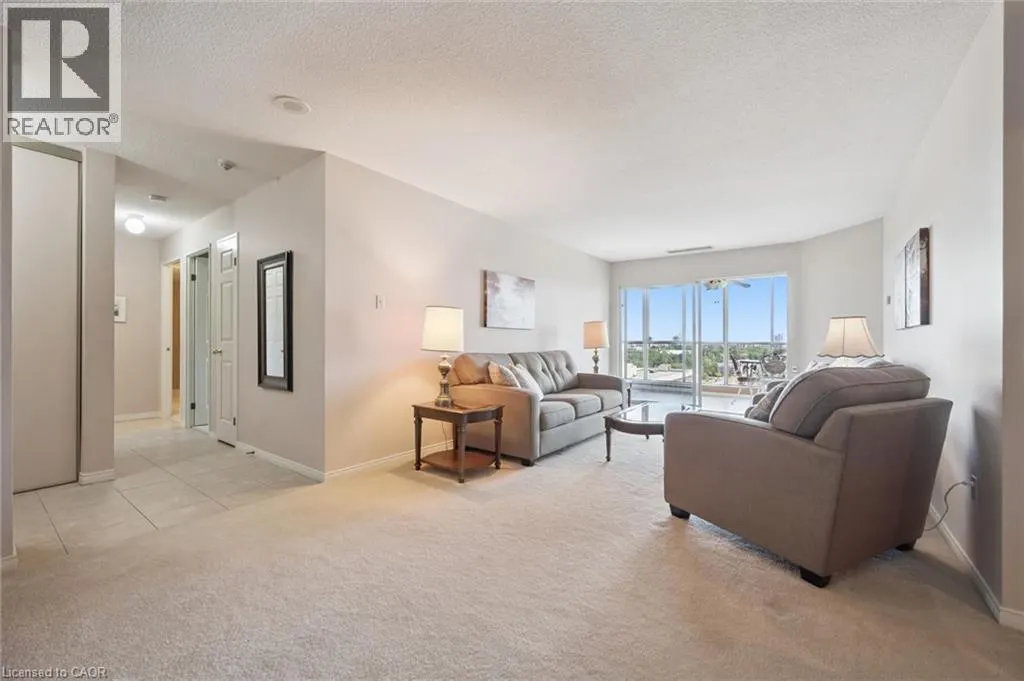 265 WESTCOURT Place Unit# PH04 #PH04