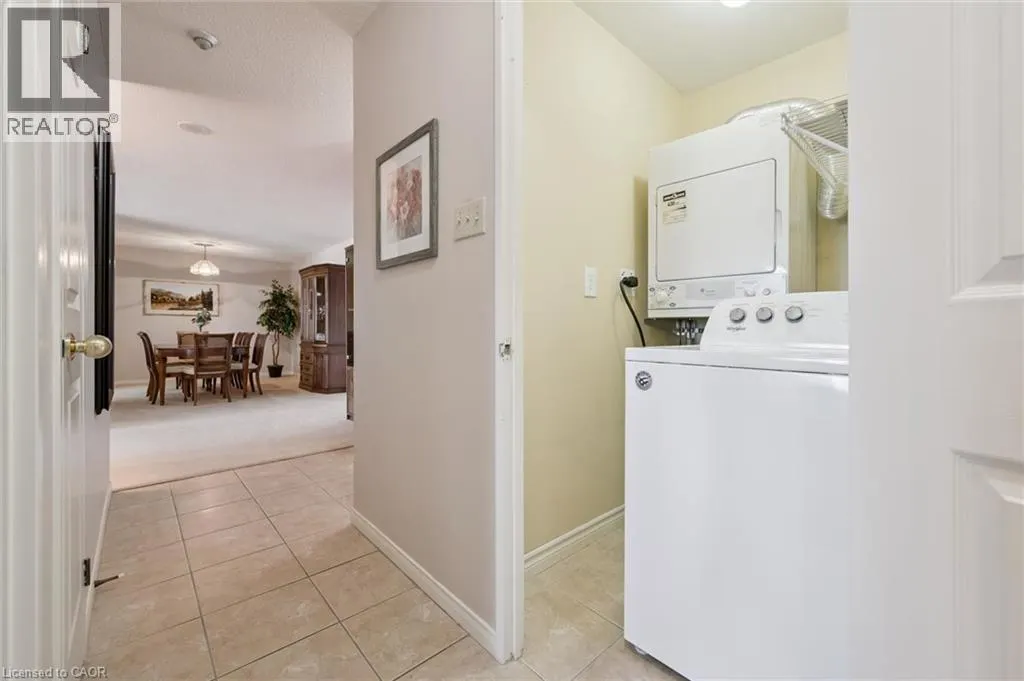 265 WESTCOURT Place Unit# PH04 #PH04
